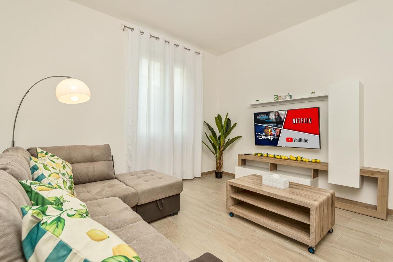 La Spezia - New Home With Netflix & Free Parking Exterior photo